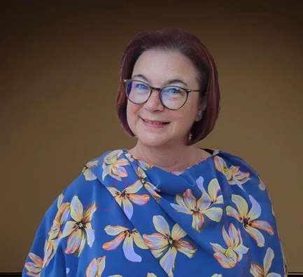 Christine Kümin als Alice Würmli
